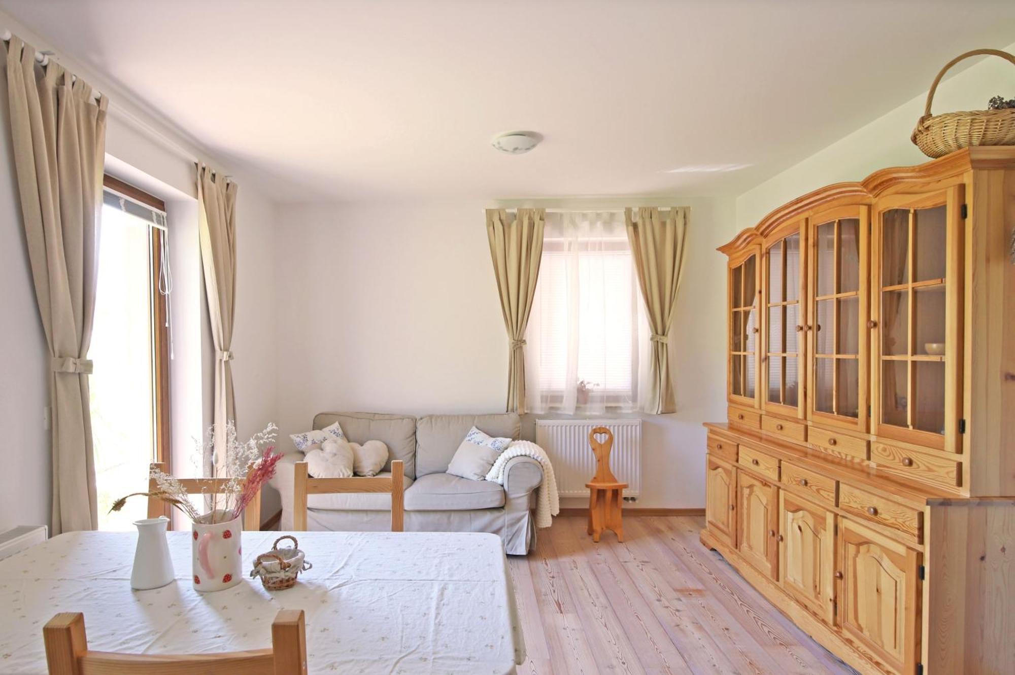 Apartments Pr' Speli Бохин Екстериор снимка