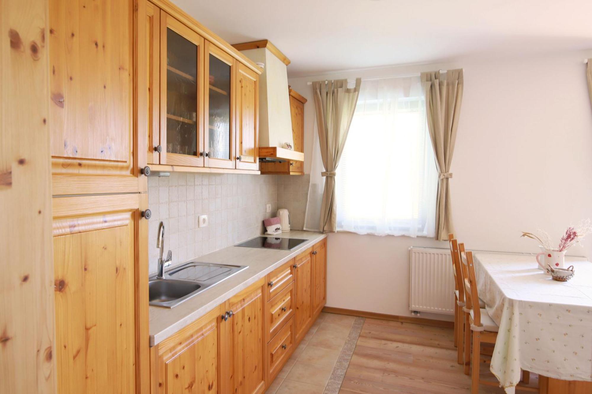 Apartments Pr' Speli Бохин Екстериор снимка